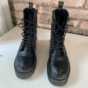 DR. MARTENS JADON SMOOTH LEATHER PLATFORM BOOTS